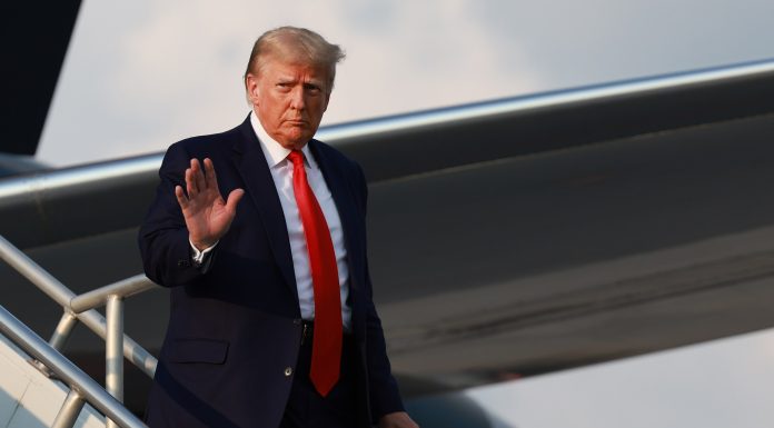 Trump surrenders at Atlanta jail on charges he tried to overturn his election loss—and to take a historic mug shot trump-surrenders-at-atlanta-jail-on-charges-he-tried-to-overturn-his-election-loss—and-to-take-a-historic-mug-shot