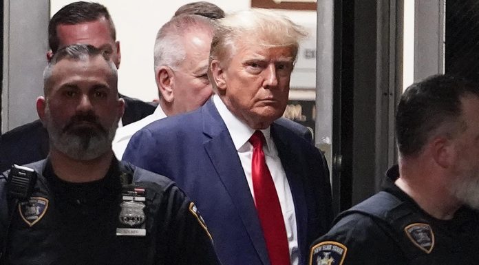 Trump overstated net worth by up to $2.2 billion, New York AG says trump-overstated-net-worth-by-up-to-$2.2-billion,-new-york-ag-says