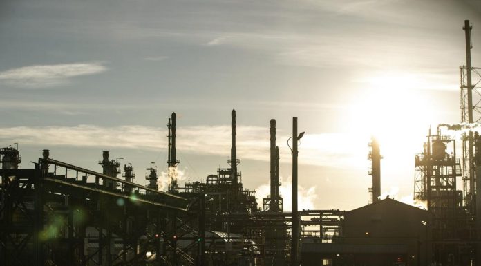 Enbridge Bets Big on US Gas With $9.4 Billion Dominion Deal enbridge-bets-big-on-us-gas-with-$9.4-billion-dominion-deal