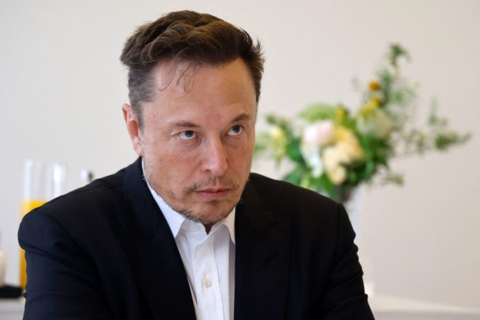 can-elon-musk-be-trusted-to-provide-starlink-internet-service-in-combat?-his-refusal-to-help-ukraine-raises-questions-about-whether-he-can-be-relied-on-in-wartime