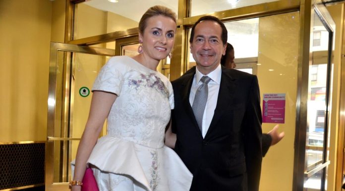 Hedge Fund Billionaire Paulson Cost Family Trust $10 Million With Condo Deal, Wife Says hedge-fund-billionaire-paulson-cost-family-trust-$10-million-with-condo-deal,-wife-says