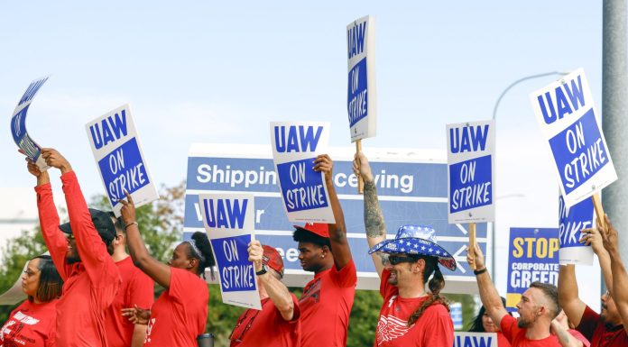 Next UAW step is ‘nuclear option’ of more widespread strike next-uaw-step-is-‘nuclear-option’-of-more-widespread-strike