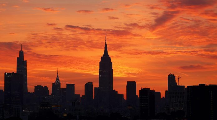 Sorry, California and New York: Your personal income fell for the first time since 2009 sorry,-california-and-new-york:-your-personal-income-fell-for-the-first-time-since-2009