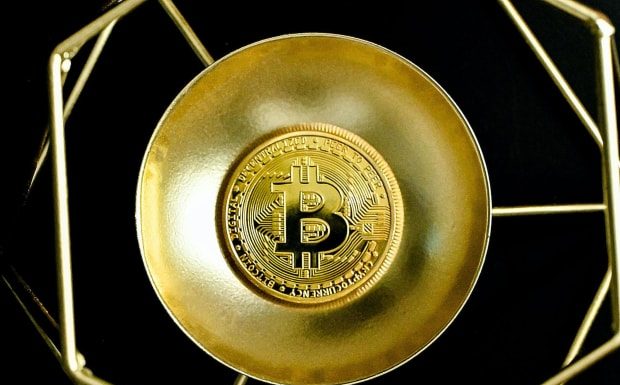 Grayscale Wins Court Case vs. SEC: Bitcoin ETF on the Horizon? grayscale-wins-court-case-vs.-sec:-bitcoin-etf-on-the-horizon?