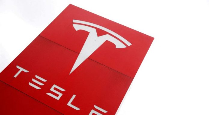Tesla’s Q3 margin slightly misses analysts’ estimates tesla’s-q3-margin-slightly-misses-analysts’-estimates