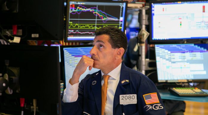 Stocks plummet, yields rise after earnings warnings: Stock market news today stocks-plummet,-yields-rise-after-earnings-warnings:-stock-market-news-today
