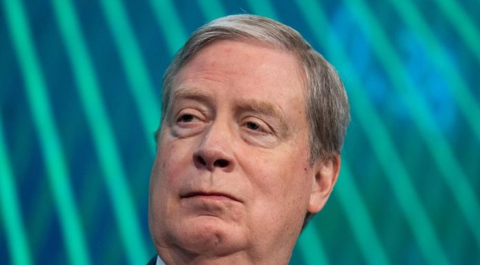 Yellen Defends US Debt Policy After Druckenmiller Rebuke yellen-defends-us-debt-policy-after-druckenmiller-rebuke