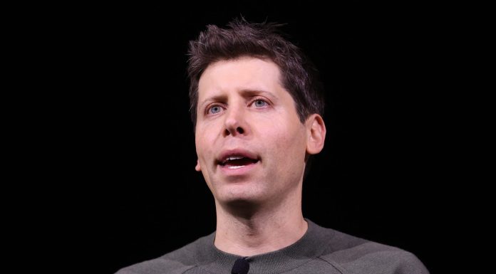 AI will spur a ‘tidal wave’ of spending in 2024 and fuel a bull market ‘bonanza’ despite the current investing jitters, top tech analyst says ai-will-spur-a-‘tidal-wave’-of-spending-in-2024-and-fuel-a-bull-market-‘bonanza’-despite-the-current-investing-jitters,-top-tech-analyst-says