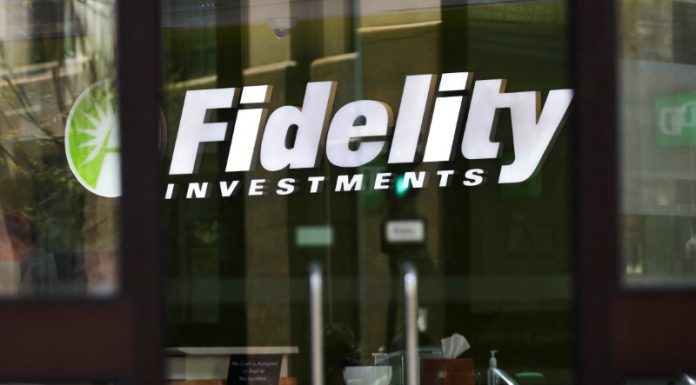 Fidelity rolls out suite of new ETFs, slashes fees fidelity-rolls-out-suite-of-new-etfs,-slashes-fees