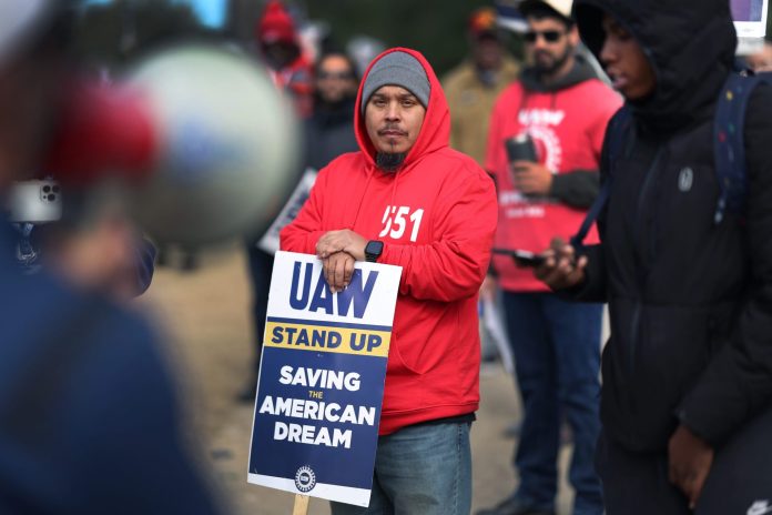 uaw’s-‘historic’-contract-in-peril-as-workers-at-5-gm-factories-vote-down-the-deal