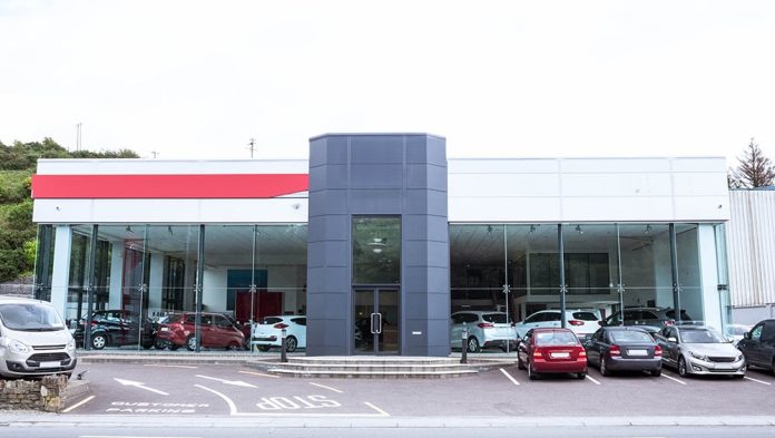 used-car-dealer-dives-on-sharp-surprise-loss-as-subprime-auto-loans-worsen