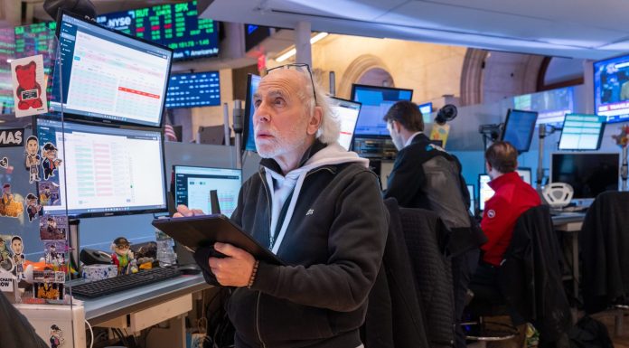 Top markets analyst sees 3 scenarios for stocks in the 2020s, and only one of them is a bad outcome top-markets-analyst-sees-3-scenarios-for-stocks-in-the-2020s,-and-only-one-of-them-is-a-bad-outcome