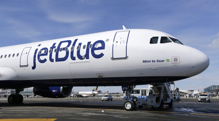 JetBlue warns it could pull the plug on its $3.8 billion Spirit Airlines deal by Sunday—and Spirit doesn’t like it jetblue-warns-it-could-pull-the-plug-on-its-$3.8-billion-spirit-airlines-deal-by-sunday—and-spirit-doesn’t-like-it