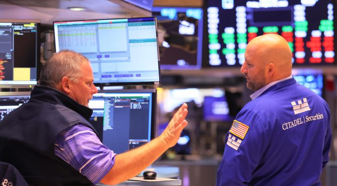 Stock market today: S&P 500 hits new record high as investors shrug off sticky inflation data stock-market-today:-s&p-500-hits-new-record-high-as-investors-shrug-off-sticky-inflation-data