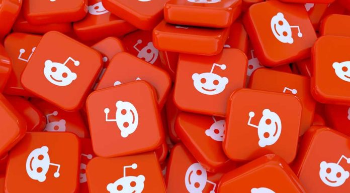 Reddit Insiders Selling Days After IPO; Shares Dive reddit-insiders-selling-days-after-ipo;-shares-dive
