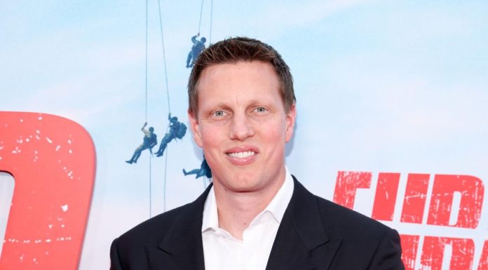 David Ellison Closes In on a Hollywood Prize: Paramount Global david-ellison-closes-in-on-a-hollywood-prize:-paramount-global