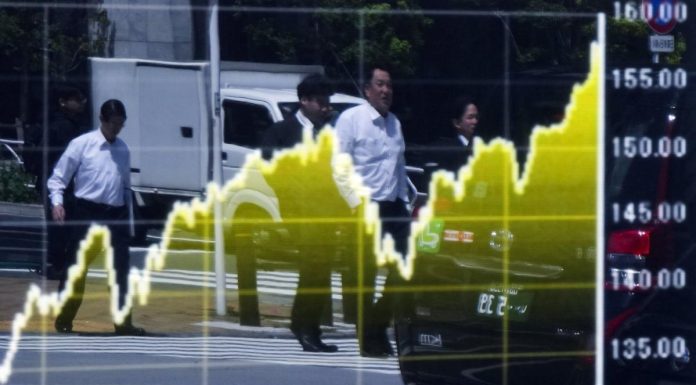 European Stocks Track Asia Lower on Fed Rate Bets: Markets Wrap european-stocks-track-asia-lower-on-fed-rate-bets:-markets-wrap