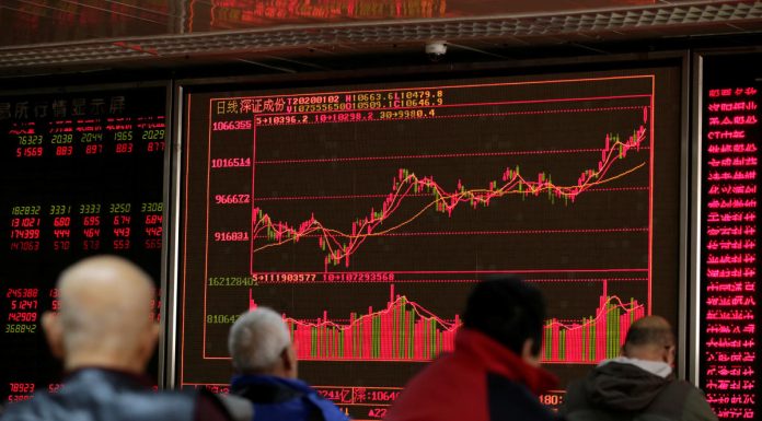 Chinese stocks slump as economic concerns spoil investor mood chinese-stocks-slump-as-economic-concerns-spoil-investor-mood