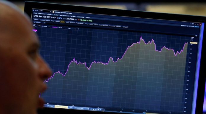 Goldman Sachs raises S&P 500 year-end target to 5,600 goldman-sachs-raises-s&p-500-year-end-target-to-5,600