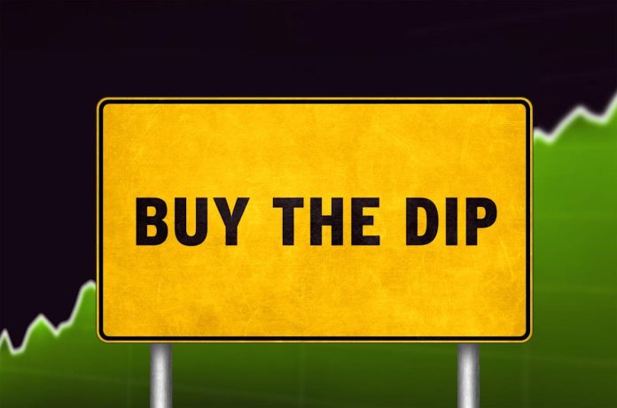these-3-hot-tech-stocks-are-table-pounding-buys-after-their-recent-dips